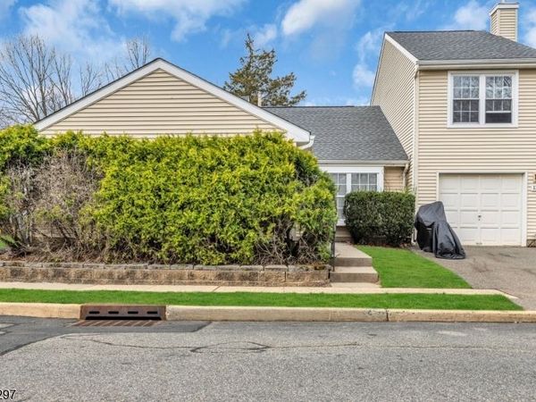 123 Harrow Dr, Franklin, NJ 08873