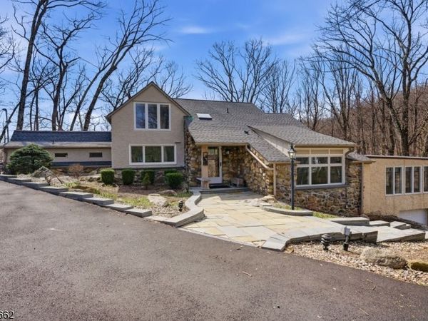 109 TAYLORTOWN ROAD, Montville, NJ 07005