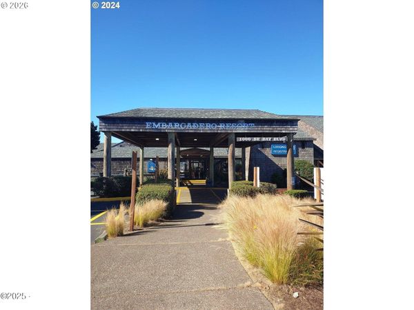 1000 SE BAY BLVD, Unit A-3, Newport, OR 97365
