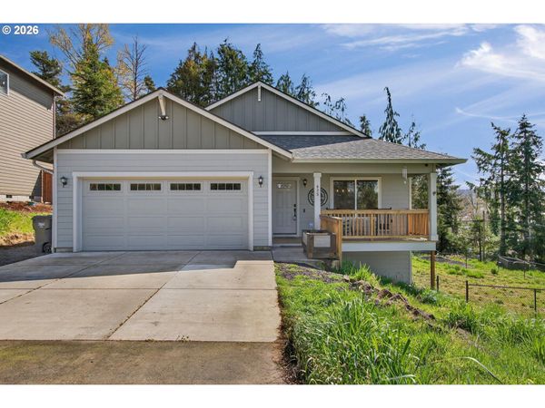 635 NW PINE ST, Clatskanie, OR 97016