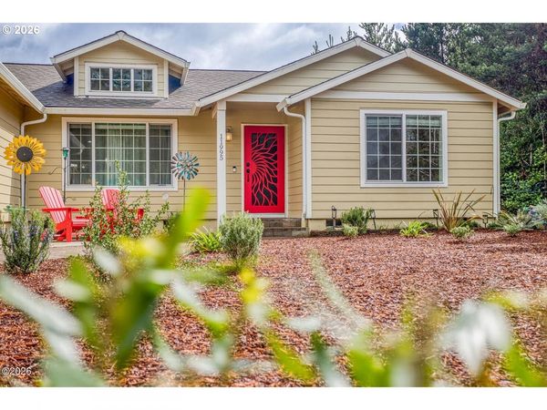 11995 NW THOMPSON ST, Seal Rock, OR 97376