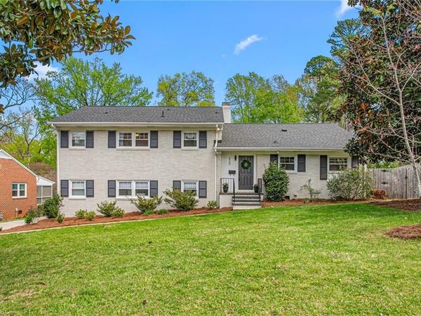 520 Idlewild Avenue, Greensboro, NC 27410