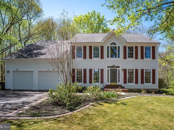 4752 HOLLY AVENUE, FAIRFAX, VA 22030