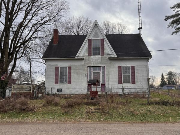 1083 W 4th Street , Bloomington, IN 47403