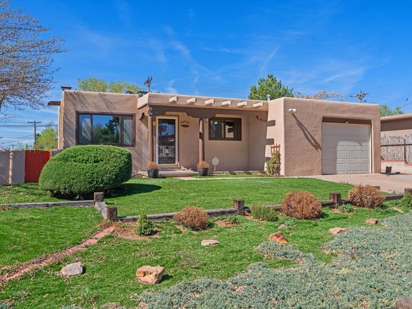 104 Camino De Las Crucitas , Santa Fe, NM 87501