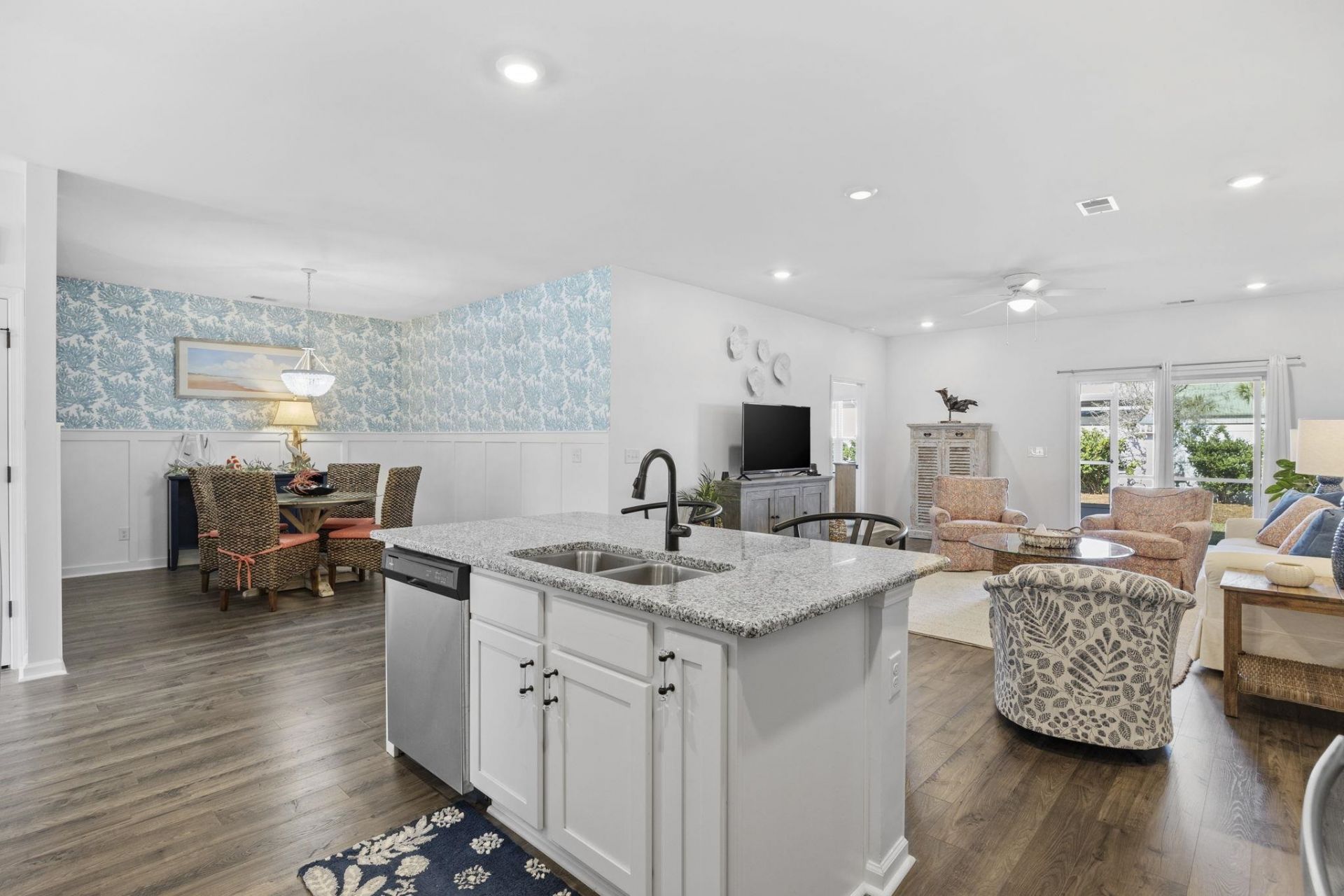 154 Sea Shell Dr. Photo 8