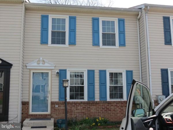 21 RED BARBERRY DRIVE, ETTERS, PA 17319