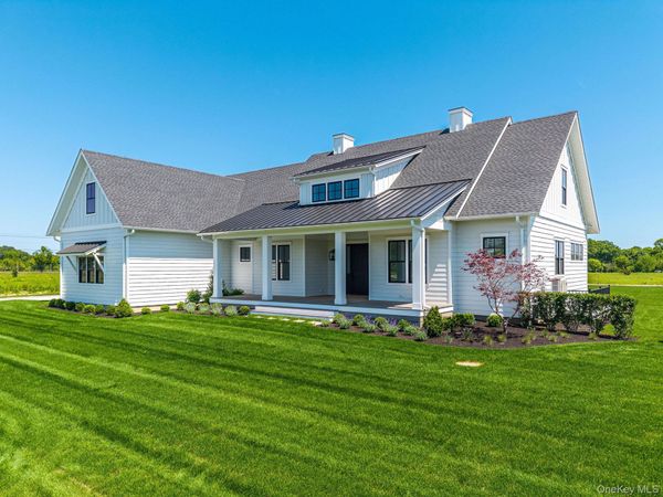 25 Club Drive, Baiting Hollow, NY 11933