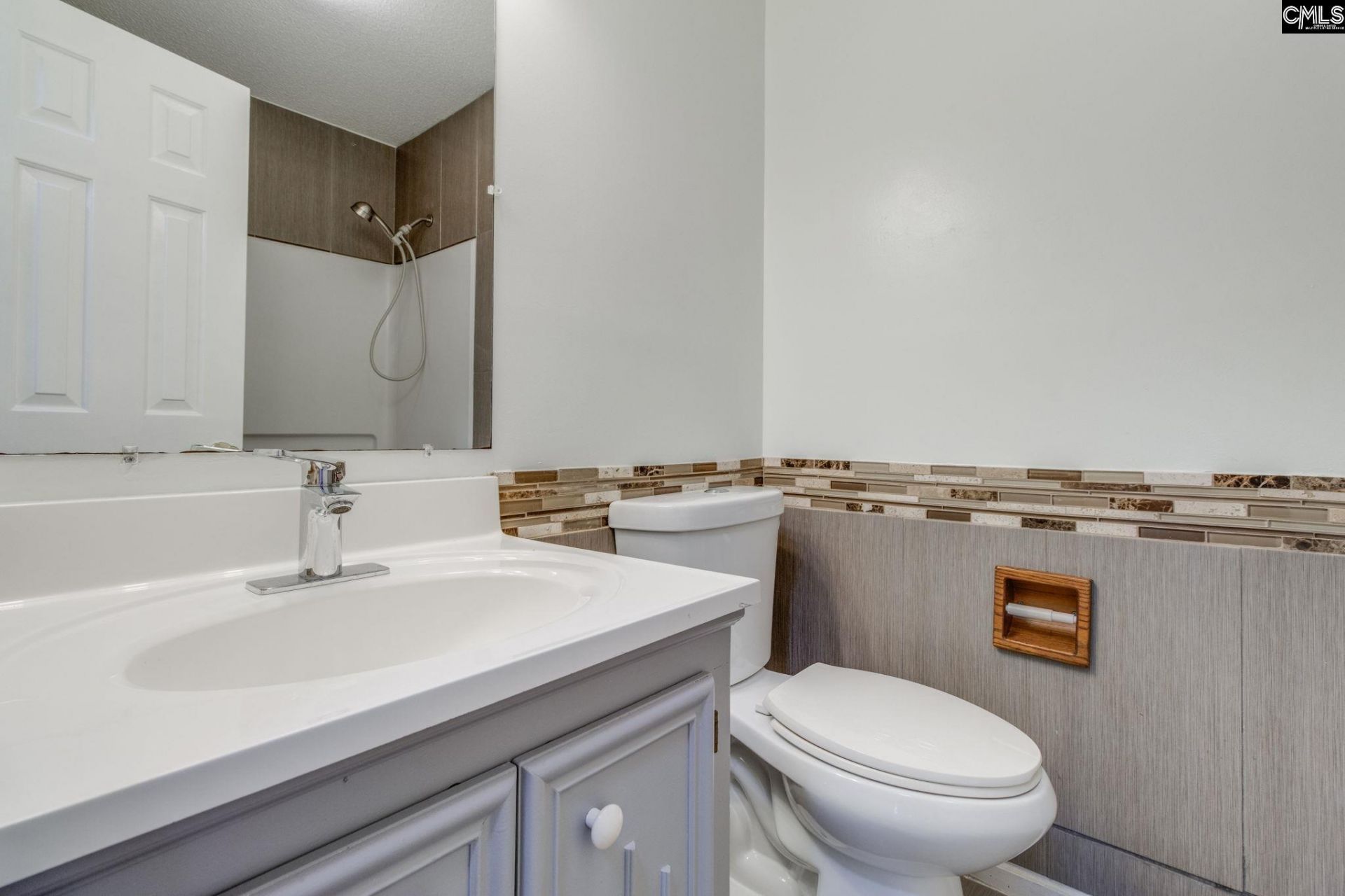 104 Tamwood Lane  Photo 28