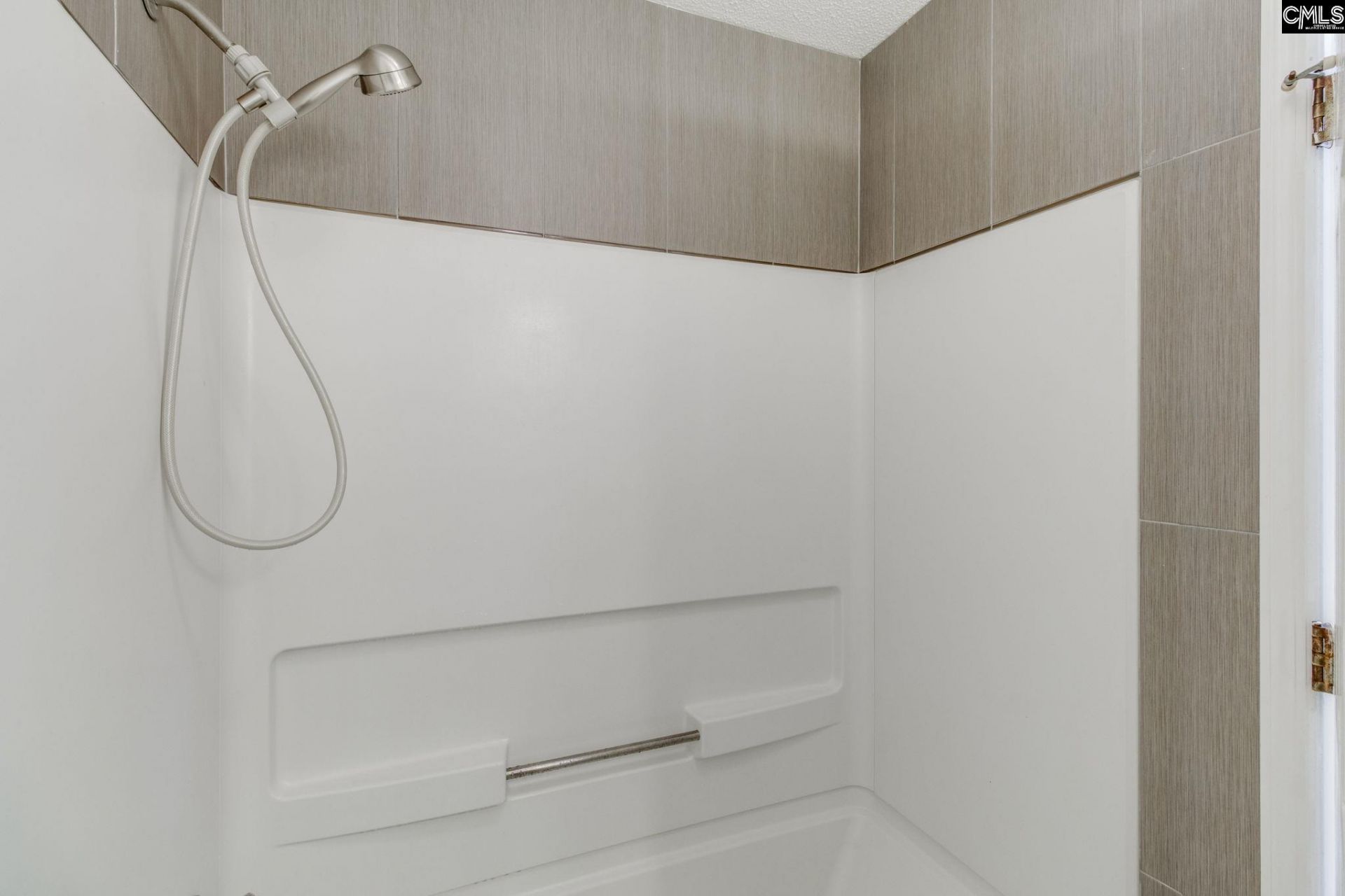 104 Tamwood Lane  Photo 29