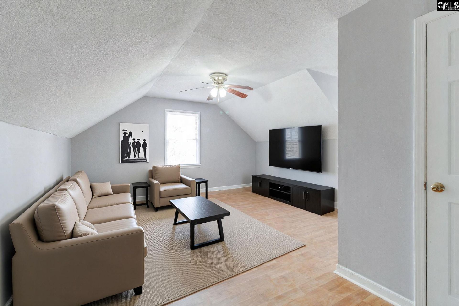 104 Tamwood Lane  Photo 31