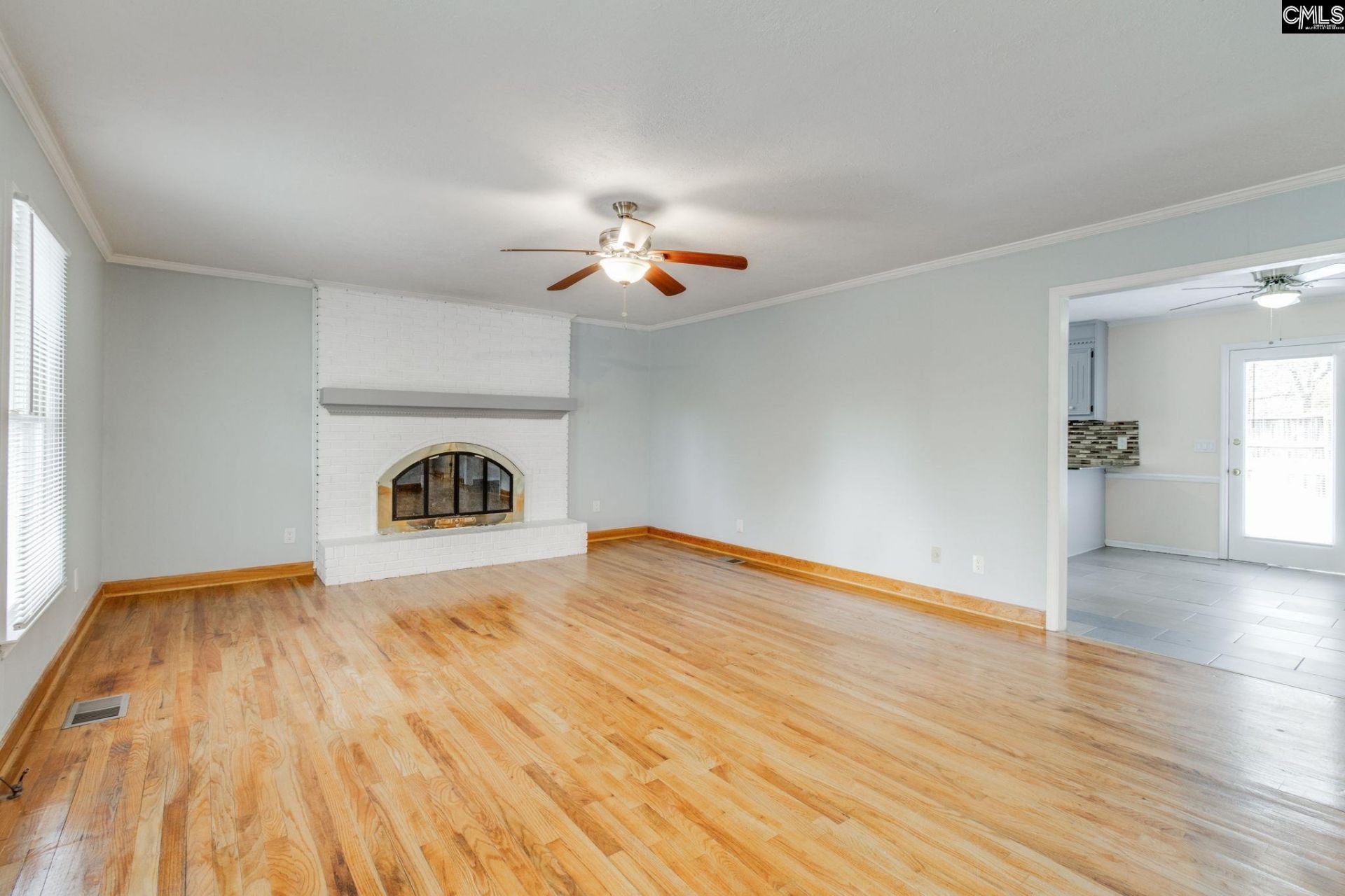 104 Tamwood Lane  Photo 7