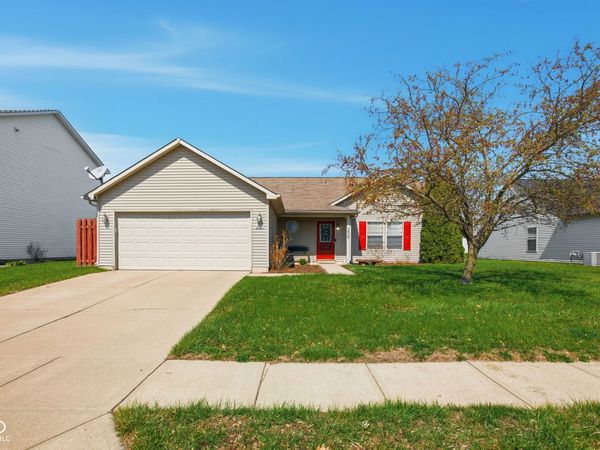 2030 Treving Drive, Cicero, IN 46034