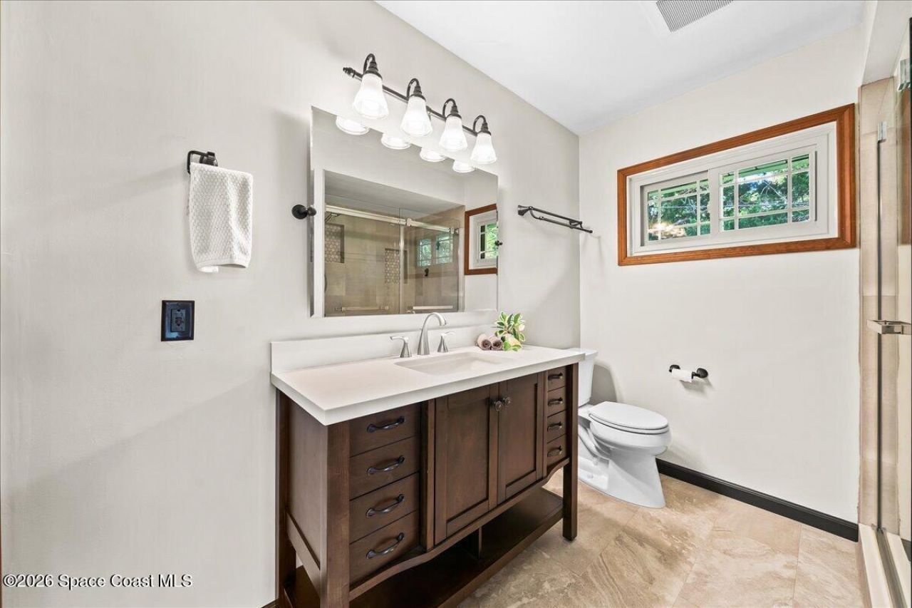 1335 S Carpenter Road, Titusville, FL 32796 Photo