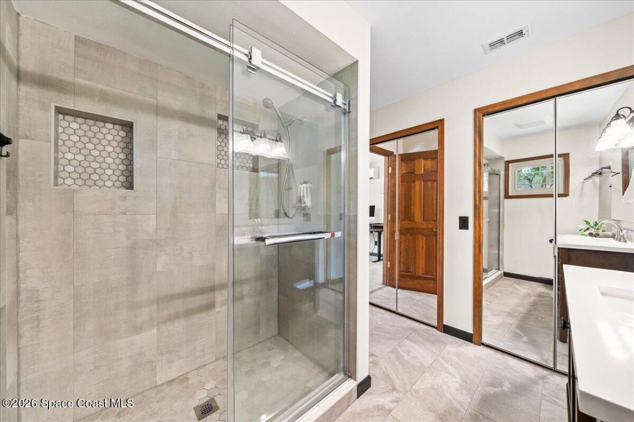 1335 S Carpenter Road, Titusville, FL 32796 Photo