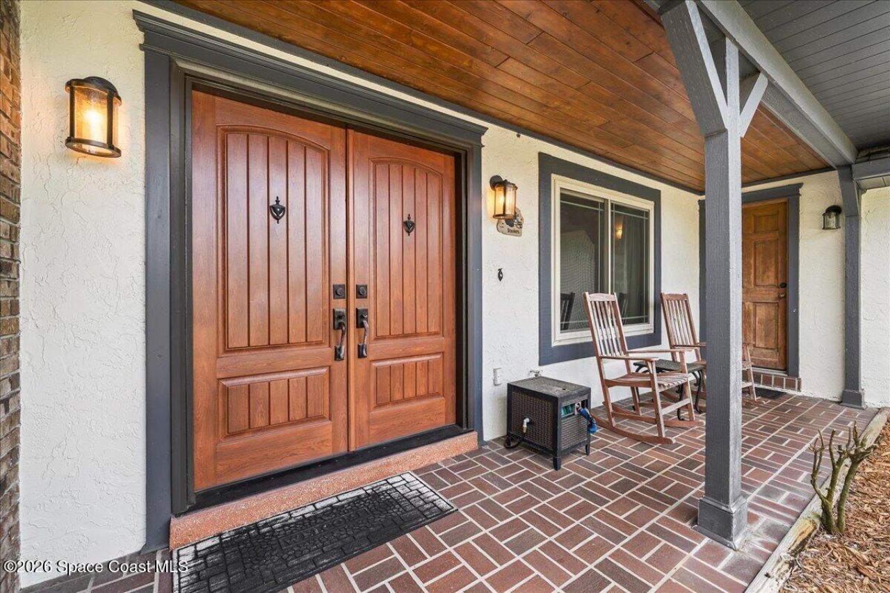 1335 S Carpenter Road, Titusville, FL 32796 Photo