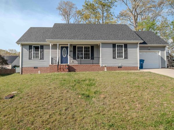 231 Indian Springs Cir, Manchester, TN 37355