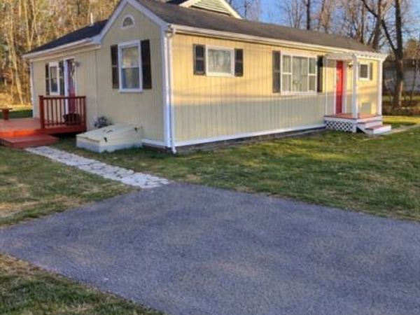 27 Morgan Rd, Holbrook, MA 02343