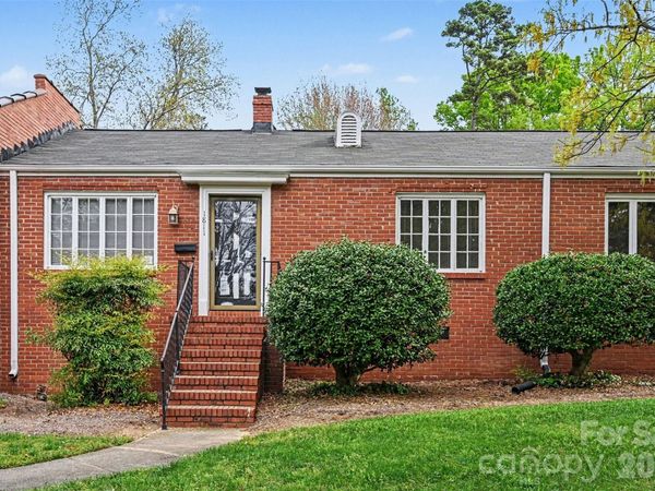 1811 Lynnwood Drive , Charlotte, NC 28209