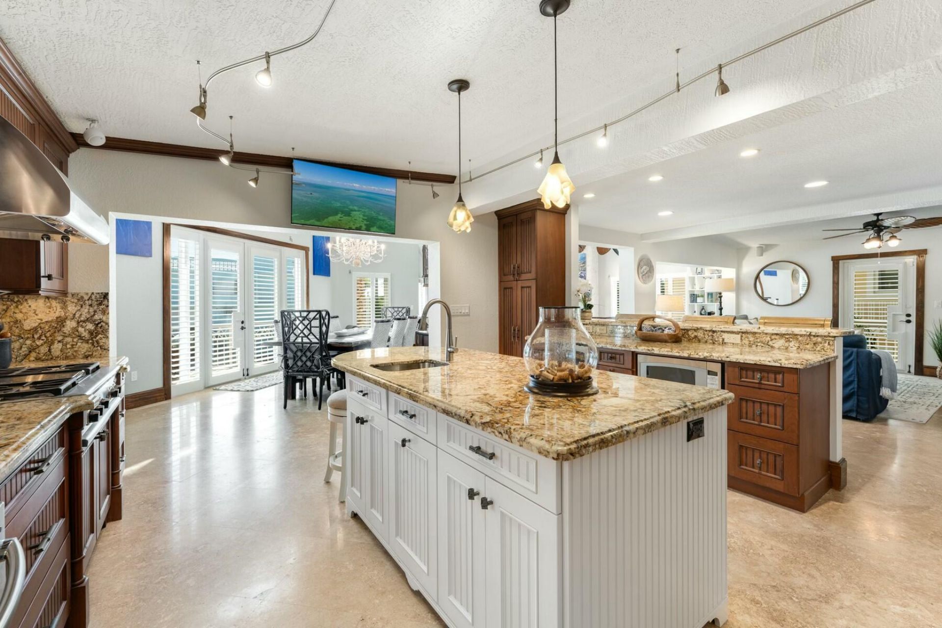 141 Canal Street, Tavernier, FL 33070 Photo