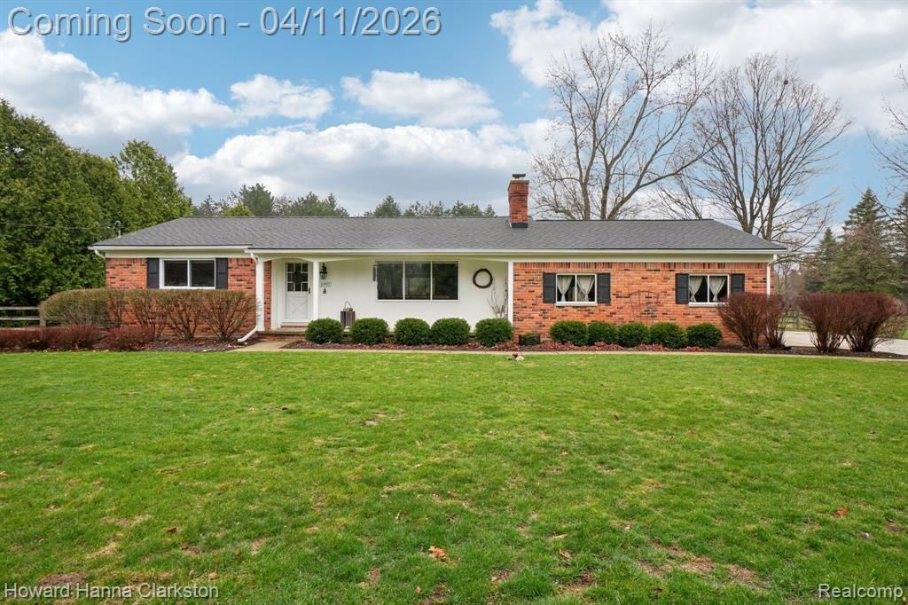 10995 Big Lake Road, Springfield Township, MI 48350 Main Photo