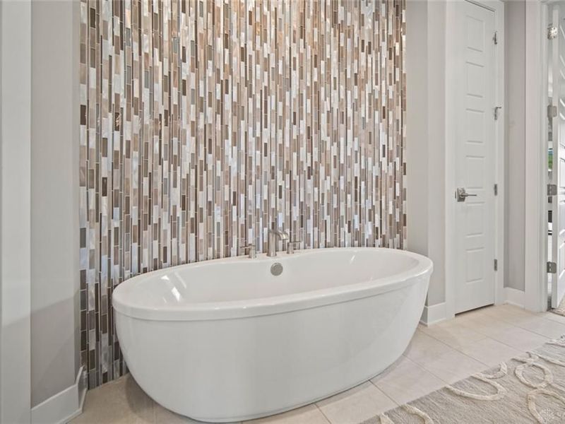 1864 Tossing Mane Court, Centerville, OH 45458 Photo 10