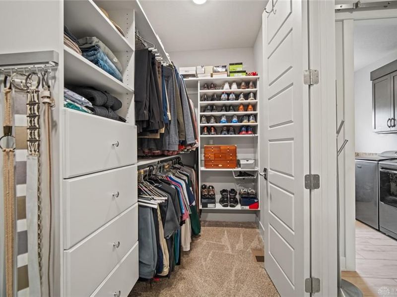 1864 Tossing Mane Court, Centerville, OH 45458 Photo 13