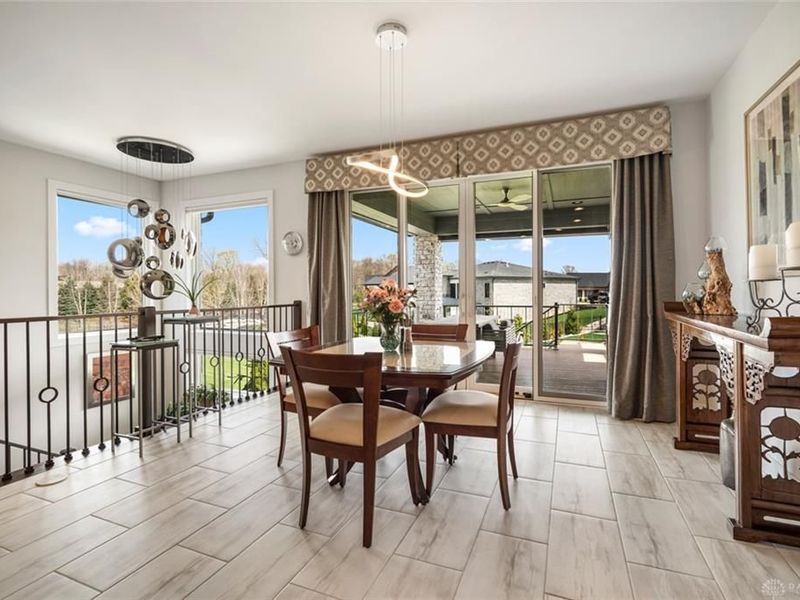 1864 Tossing Mane Court, Centerville, OH 45458 Photo 15