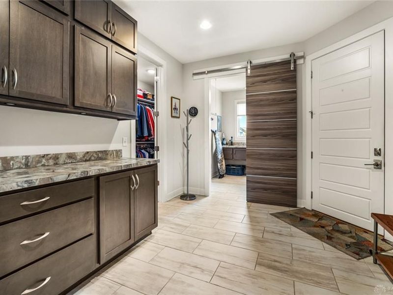 1864 Tossing Mane Court, Centerville, OH 45458 Photo 20