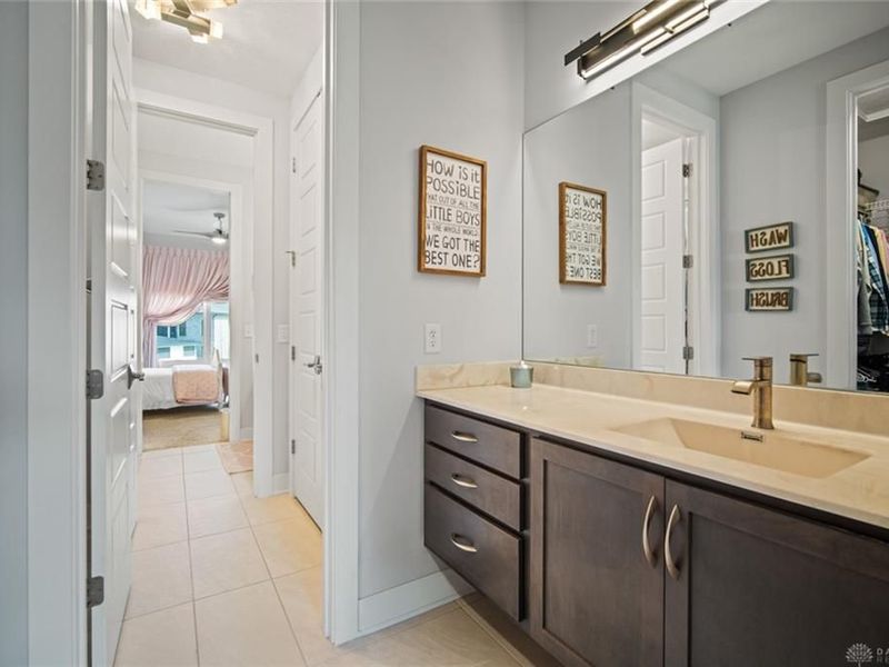 1864 Tossing Mane Court, Centerville, OH 45458 Photo 31