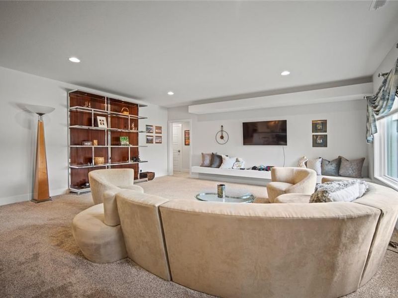 1864 Tossing Mane Court, Centerville, OH 45458 Photo 36