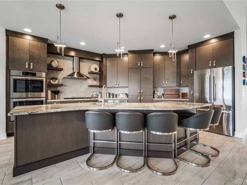 1864 Tossing Mane Court, Centerville, OH 45458 Photo 4