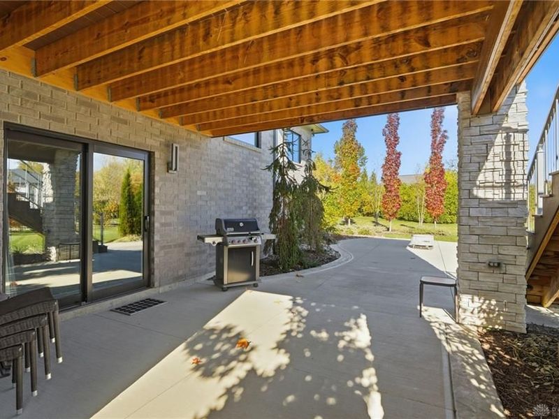 1864 Tossing Mane Court, Centerville, OH 45458 Photo 59