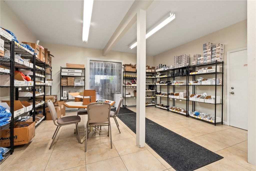 16050 Orange Avenue, Fort Pierce, FL 34945 Photo