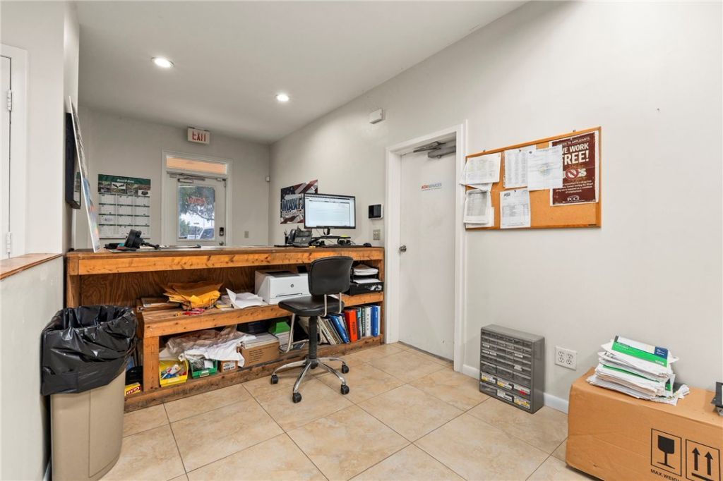 16050 Orange Avenue, Fort Pierce, FL 34945 Photo