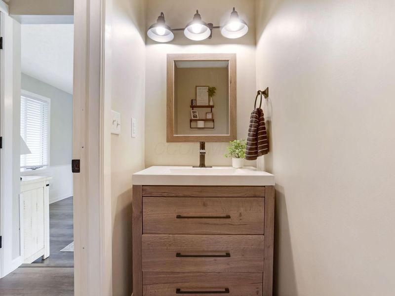 481 Theori Avenue, Columbus, OH 43230 Photo 24