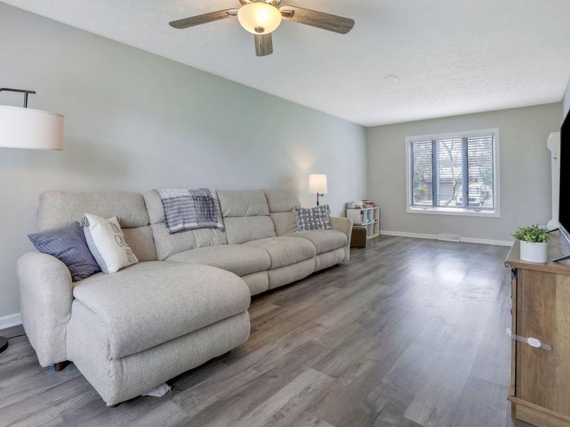 481 Theori Avenue, Columbus, OH 43230 Photo 9