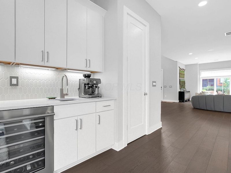 2867 Katmai Drive, Columbus, OH 43228 Photo 12