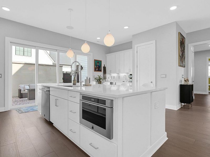 2867 Katmai Drive, Columbus, OH 43228 Photo 8