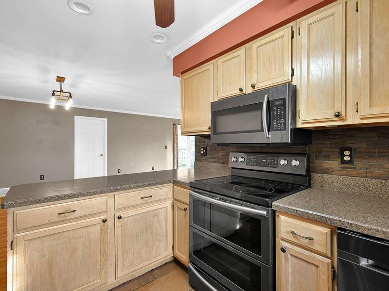 1177 Coventry Circle , Lancaster, OH 43130 Photo 11