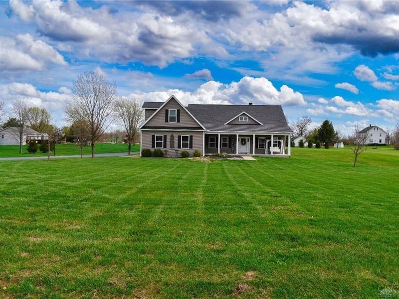 64 Schell Road, Chester Township, OH 45177 Photo 1