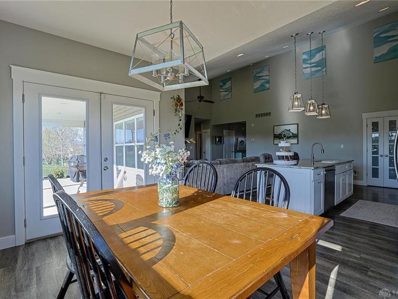 64 Schell Road, Chester Township, OH 45177 Photo 11