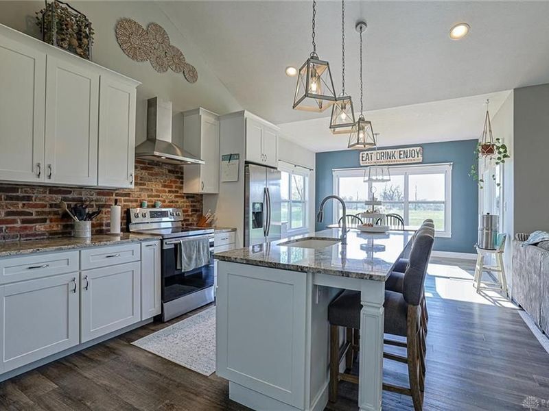 64 Schell Road, Chester Township, OH 45177 Photo 13