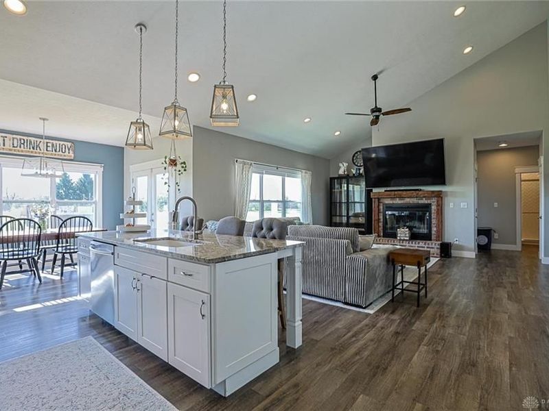 64 Schell Road, Chester Township, OH 45177 Photo 14