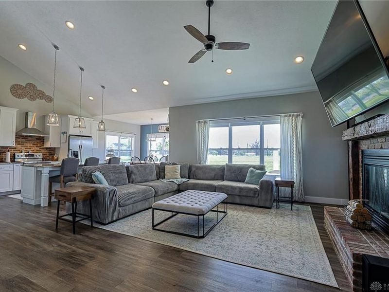 64 Schell Road, Chester Township, OH 45177 Photo 7