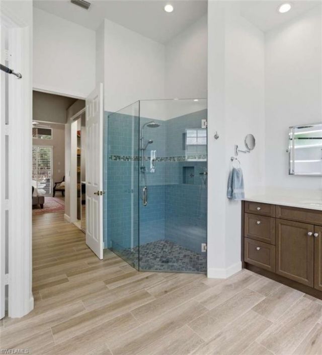 355 14th Ave Ne, Naples, FL 34120 Photo