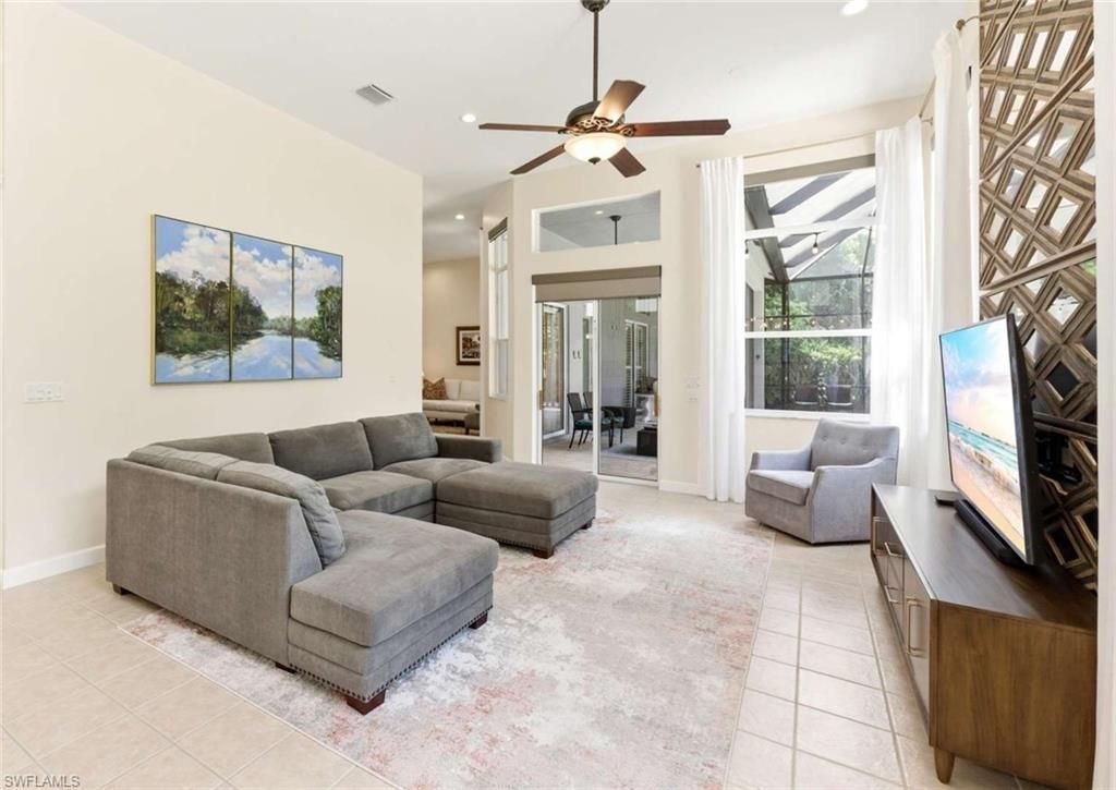 355 14th Ave Ne, Naples, FL 34120 Photo