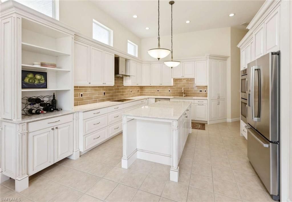 355 14th Ave Ne, Naples, FL 34120 Photo