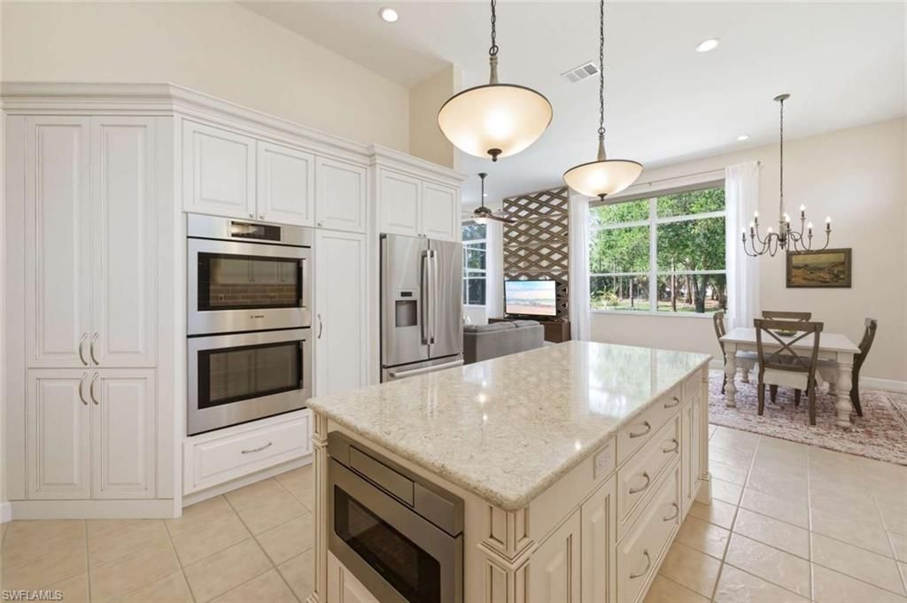 355 14th Ave Ne, Naples, FL 34120 Photo