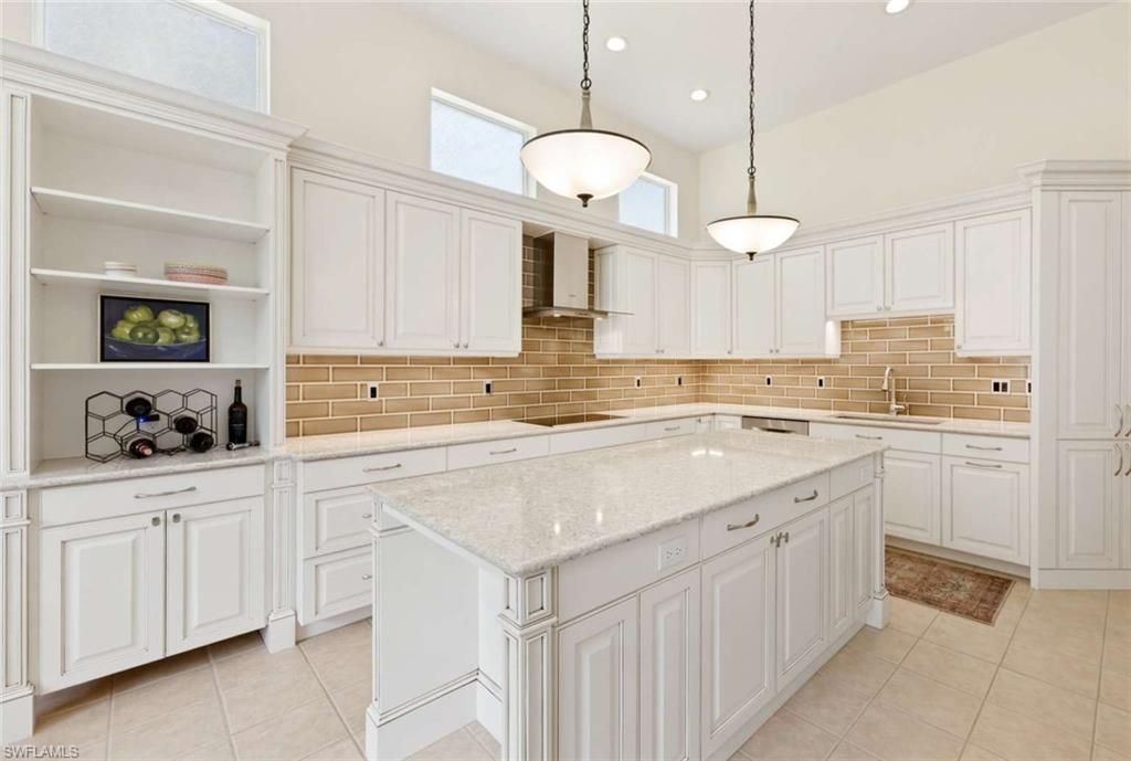 355 14th Ave Ne, Naples, FL 34120 Photo